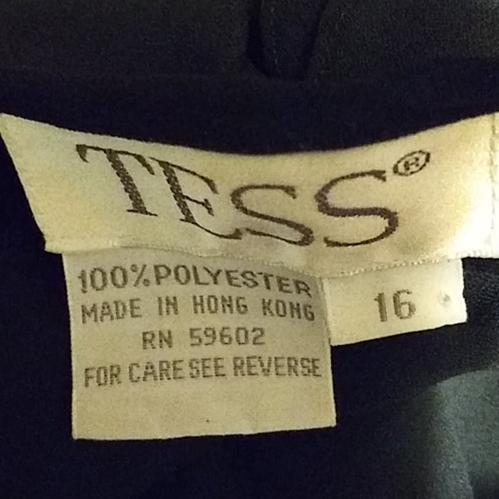 TESS BLACK RUFFLE BLOUSE - Picture 7 of 7